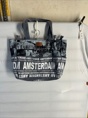 Robin Ruth Amsterdam Graphic Tote - Black & White